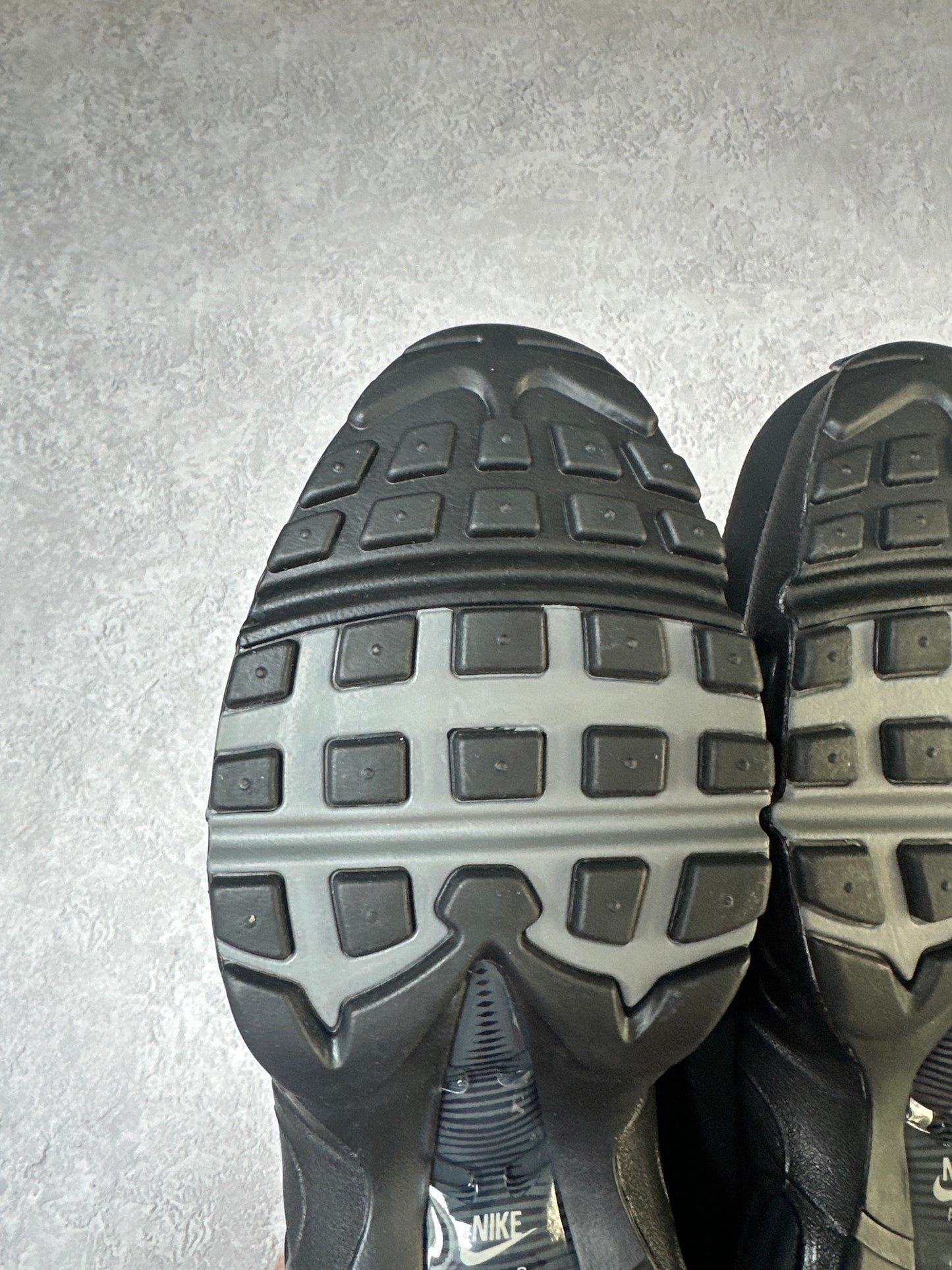 Nike Air Max 95 - Black Anthracite - UK8.5