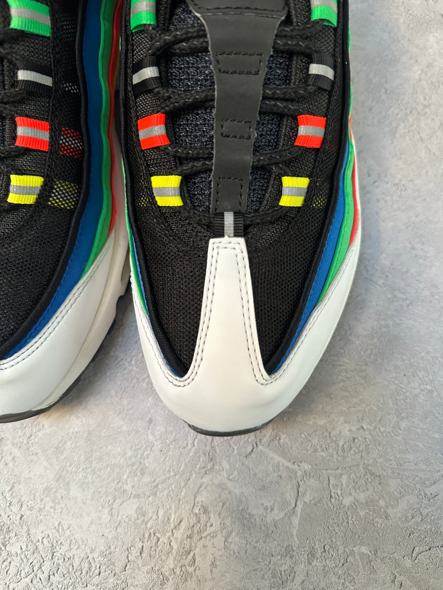 Nike Air Max 95 - Hidden Message - UK8.5
