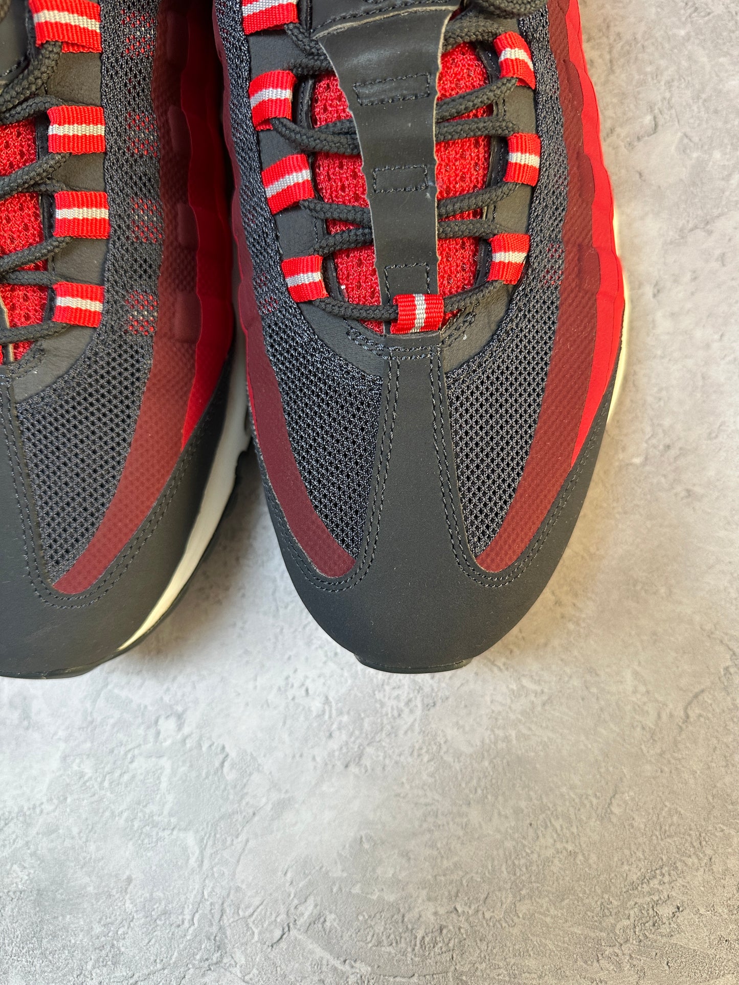 Nike Air Max 95 - Anthracite Red No Sew - UK11