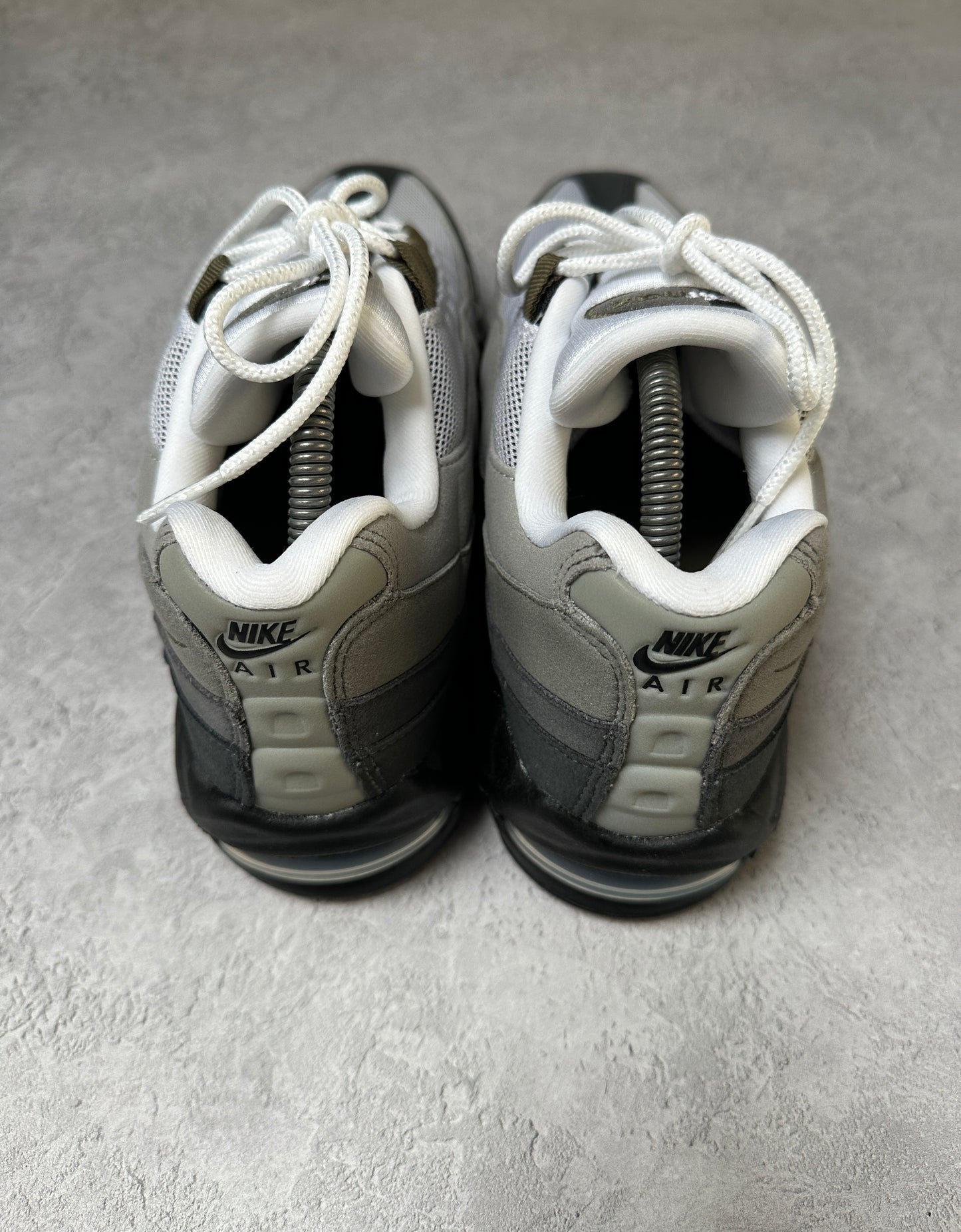 Nike Air Max 95 - Medium Olive - UK8