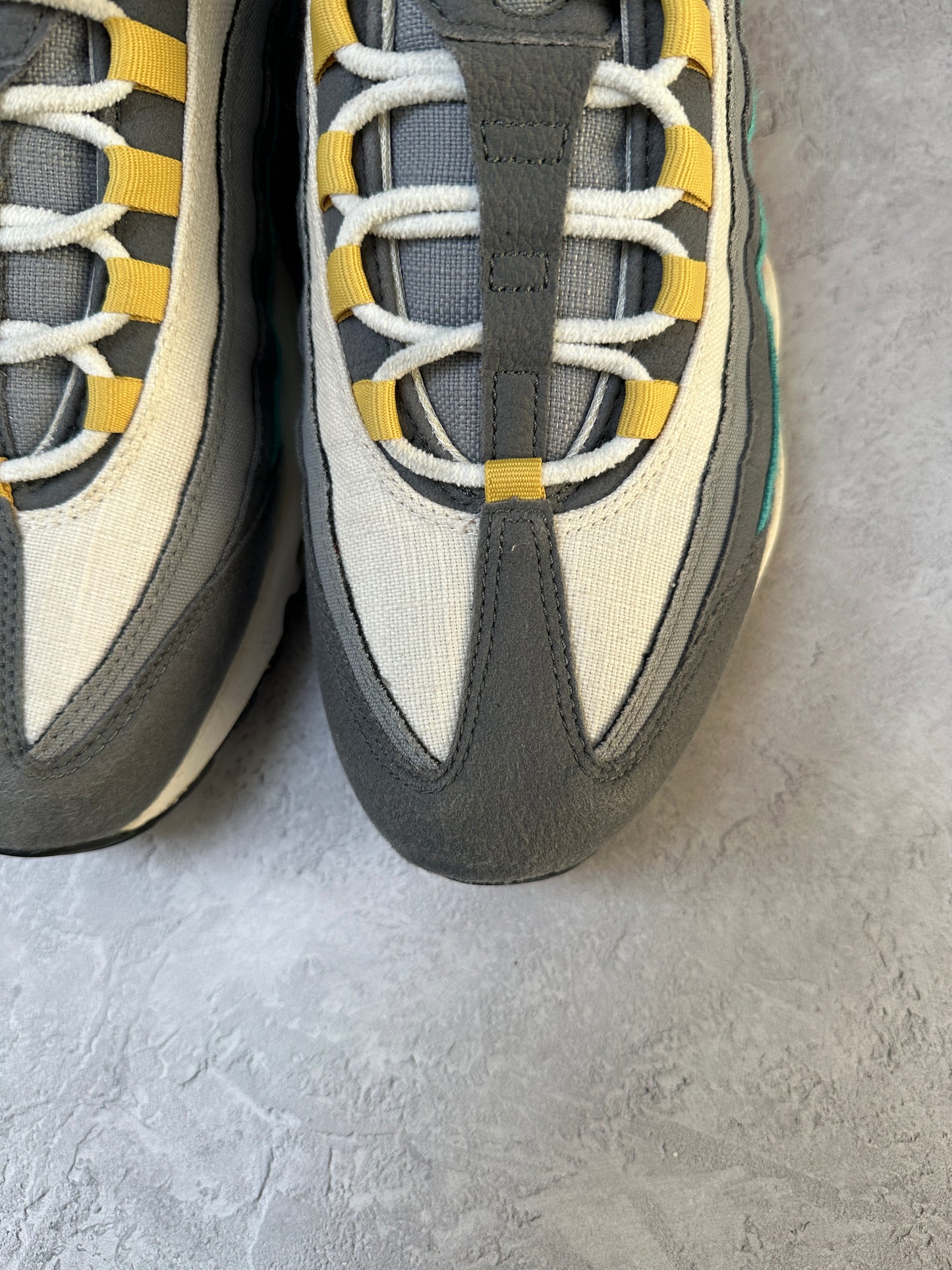 Nike Air Max 95 - Air Sprung - UK9.5