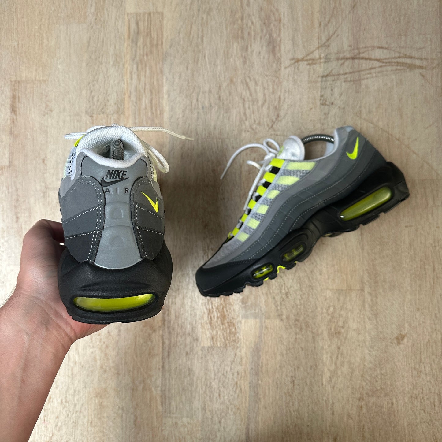 Nike Air Max 95 - Neon 2020 - UK7.5