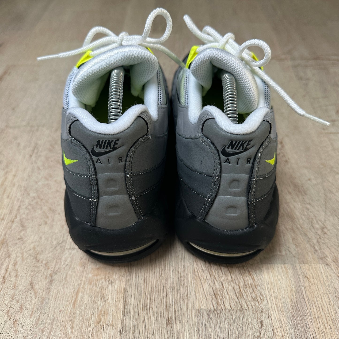 Nike Air Max 95 - Neon 2020 - UK8.5