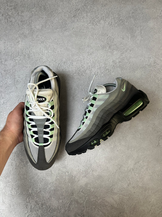 Nike Air Max 95 - Fresh Mint - UK8
