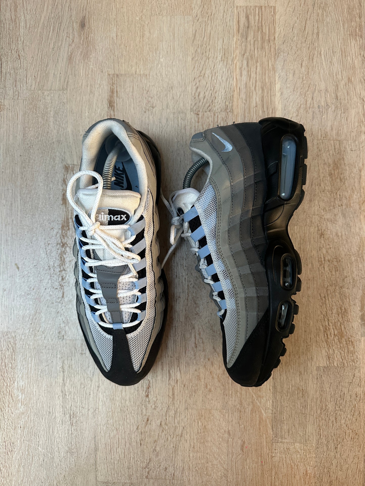 Nike Air Max 95 - Aluminum - UK9