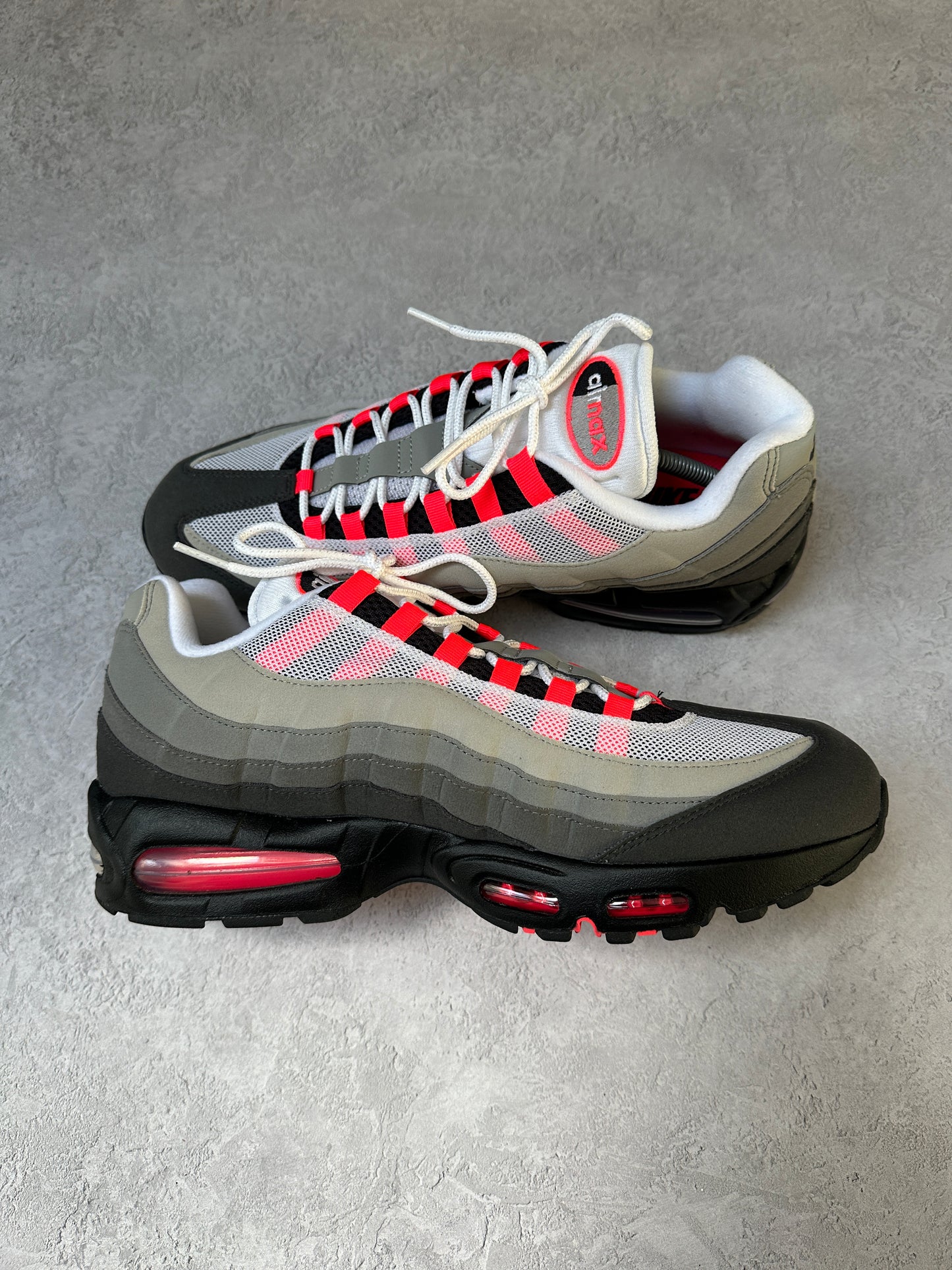 Nike Air Max 95 - Solar Red 2025 - UK12