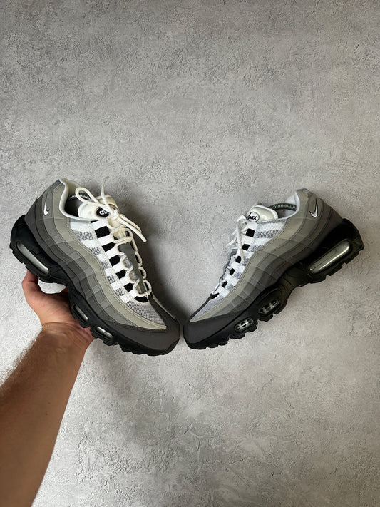 Nike Air Max 95 - Granite - UK8.5