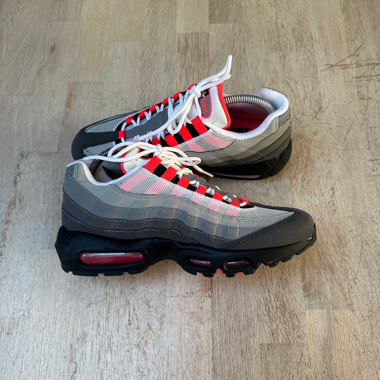 Nike Air Max 95 - Solar Red - UK7