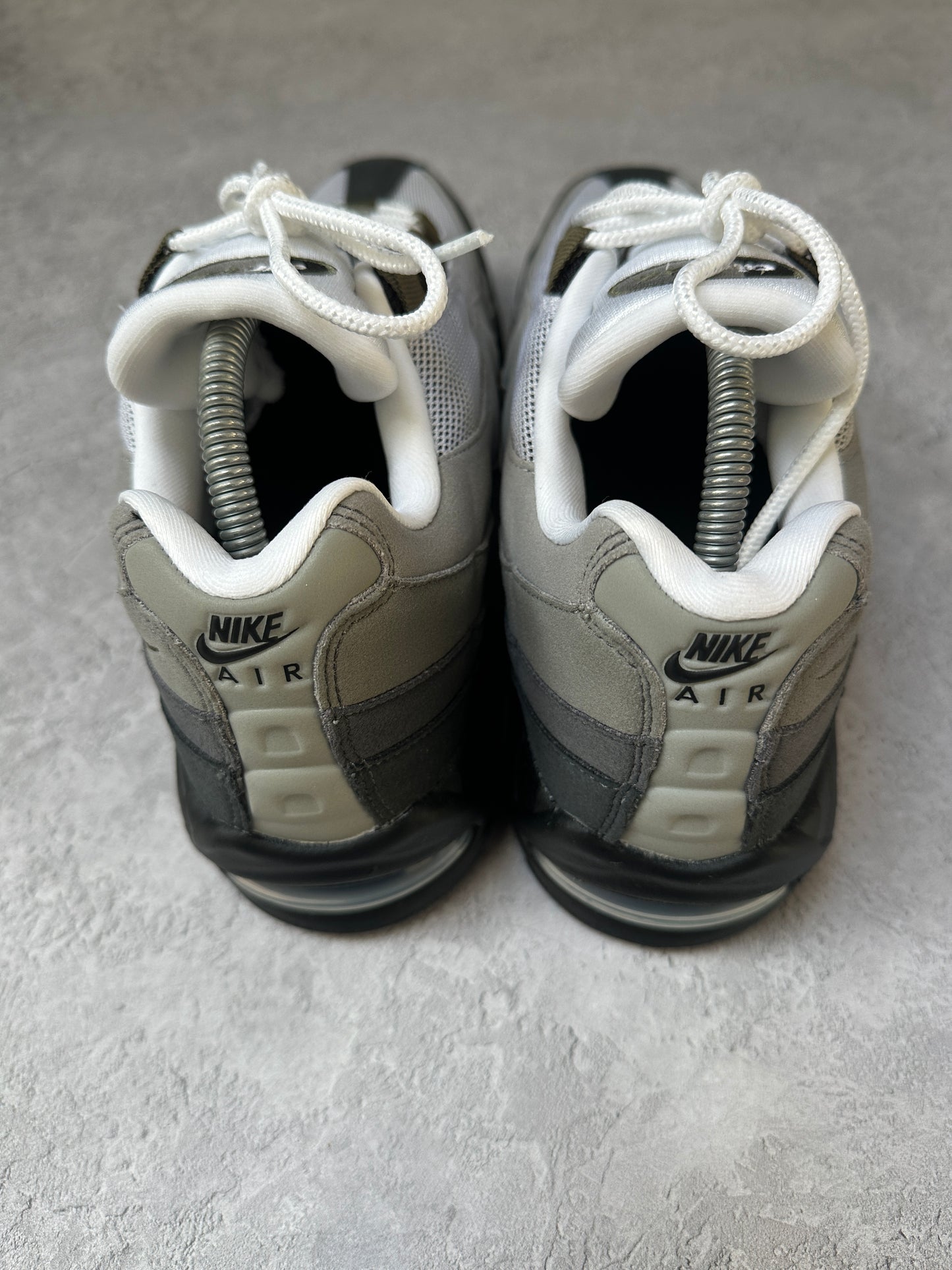 Nike Air Max 95 - Medium Olive - UK8