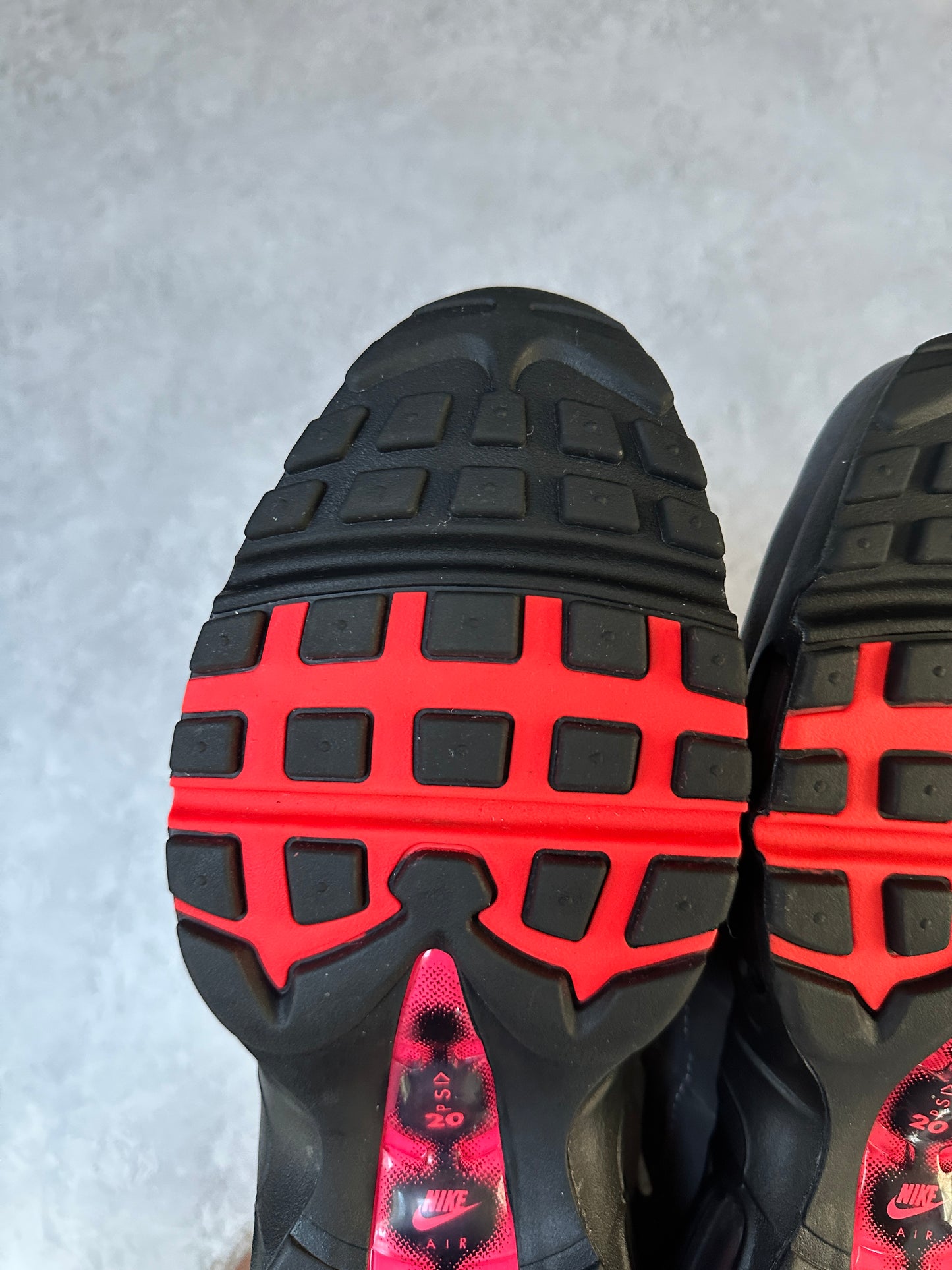 Nike Air Max 95 - Solar Red - UK9
