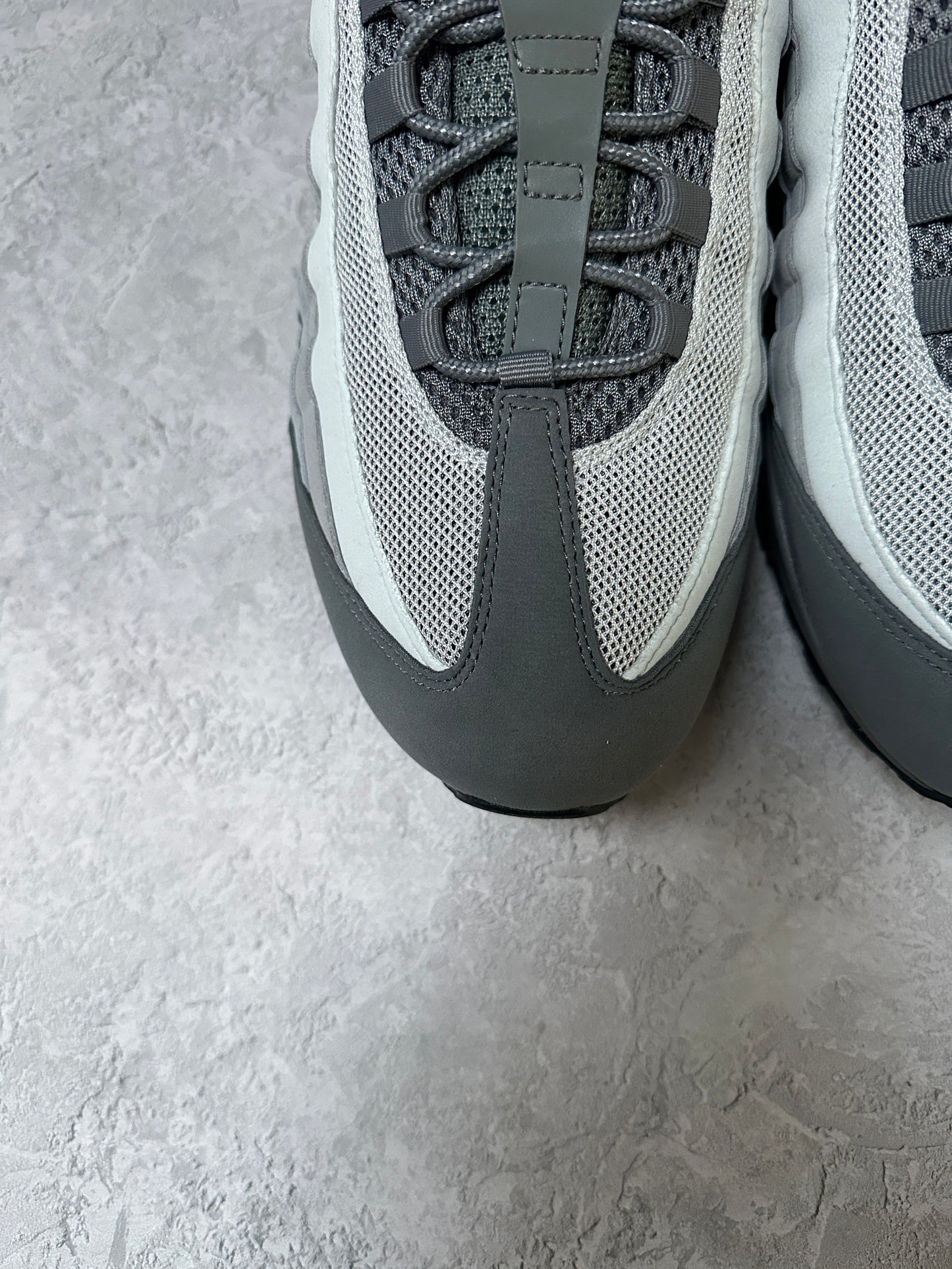 Nike Air Max 95 - Grey Green Abyss - UK11