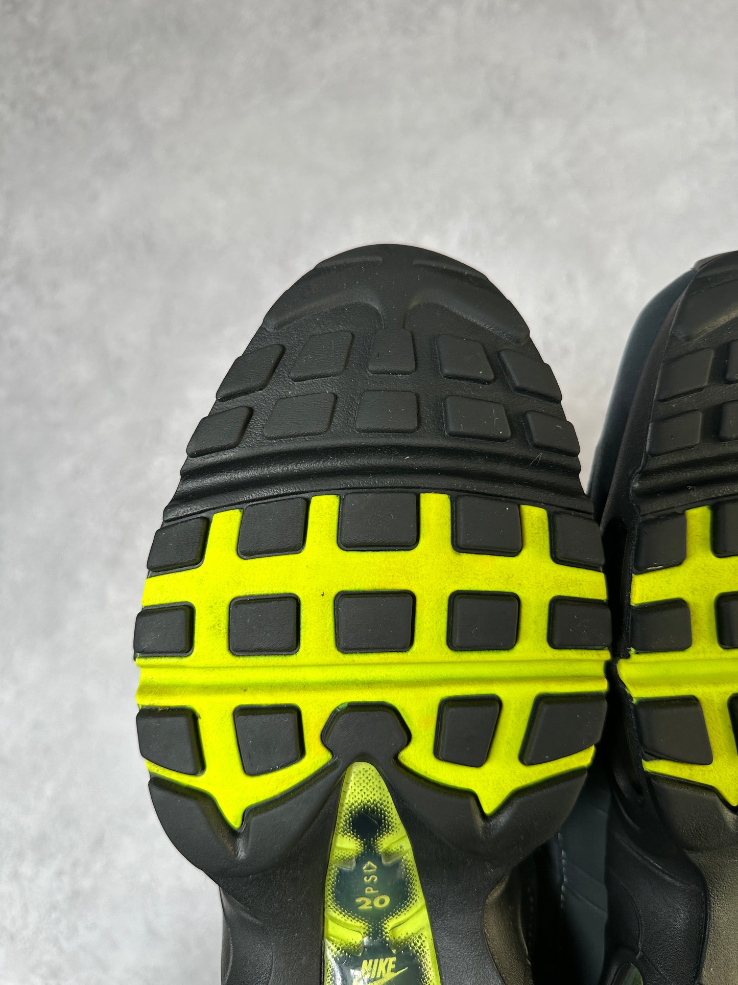 Nike Air Max 95 - Neon 2020 - UK10