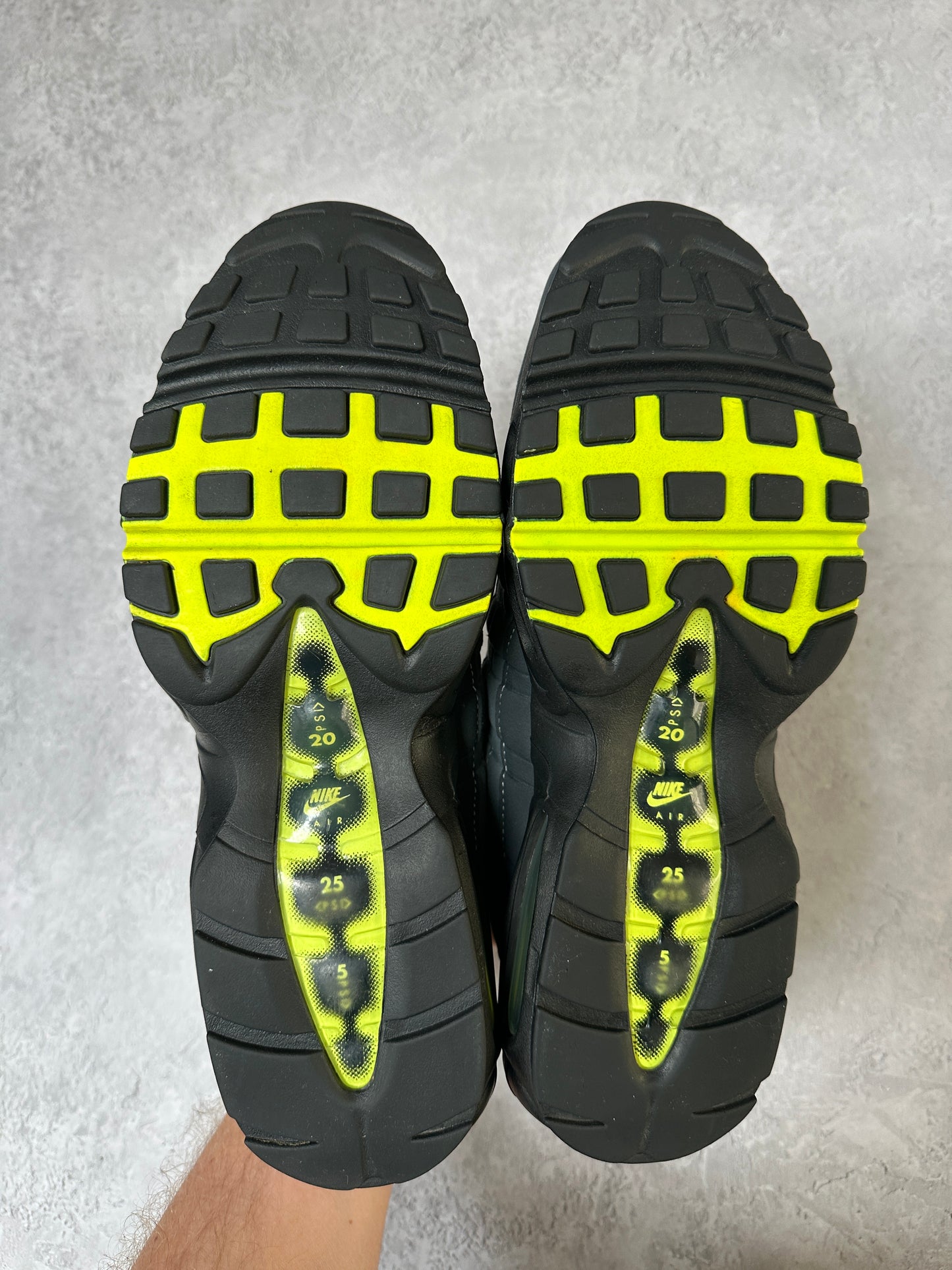 Nike Air Max 95 - Neon 2020 - UK10