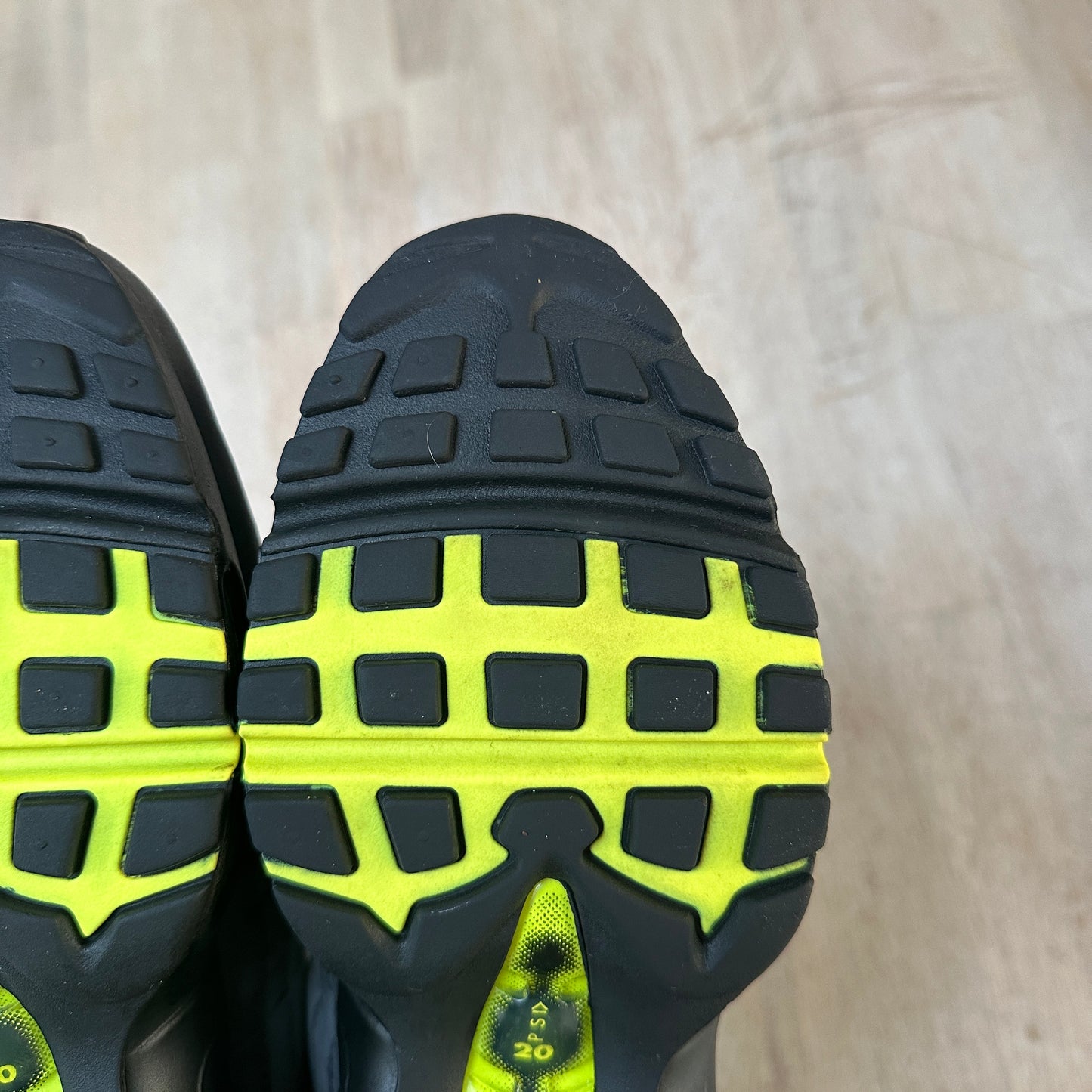 Nike Air Max 95 - Neon 2015 - UK6