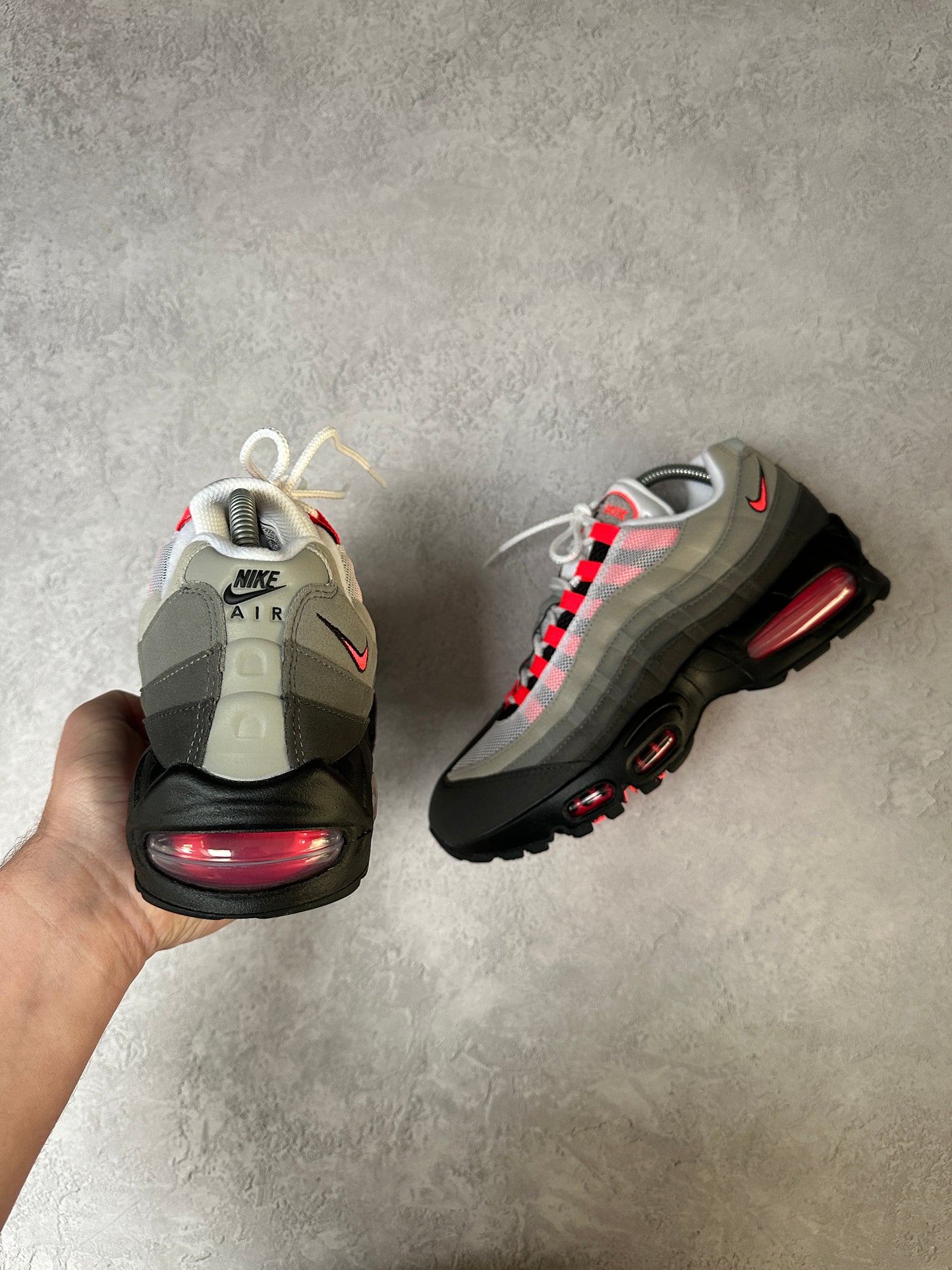 Nike Air Max 95 - Solar Red 2025 - UK7.5