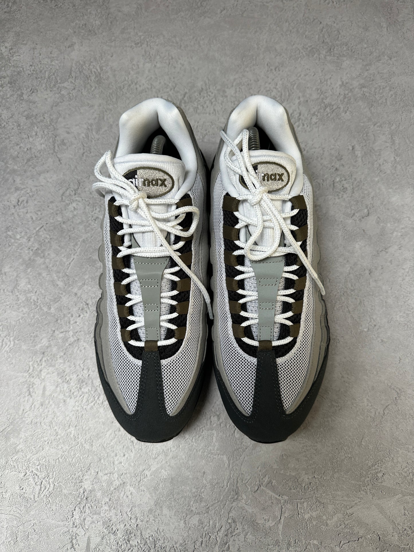 Nike Air Max 95 - Medium Olive - UK8