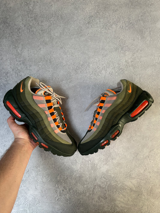Nike Air Max 95 - Total Orange - UK10