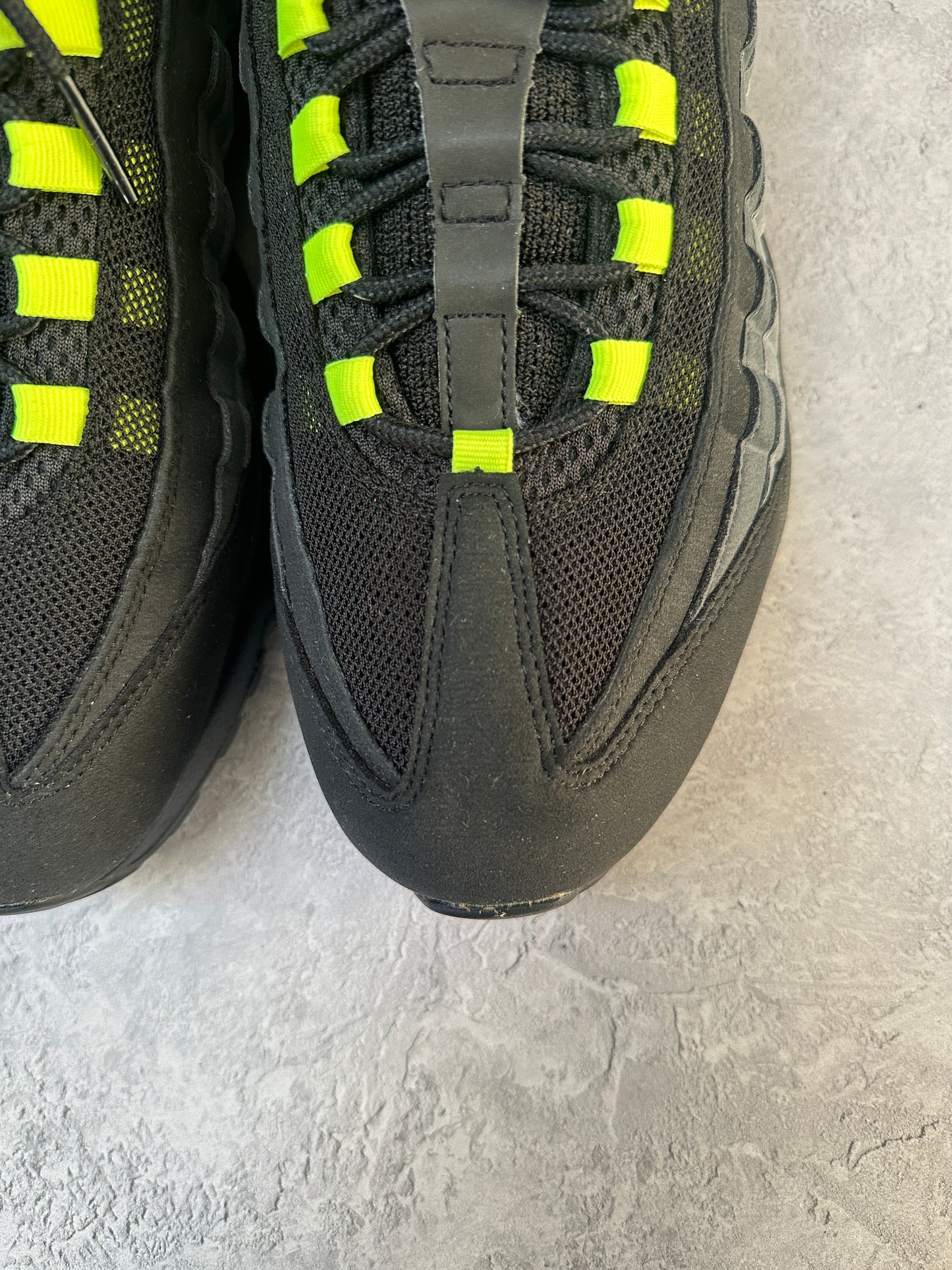 Nike Air Max 95 - Reverse Neon - UK11