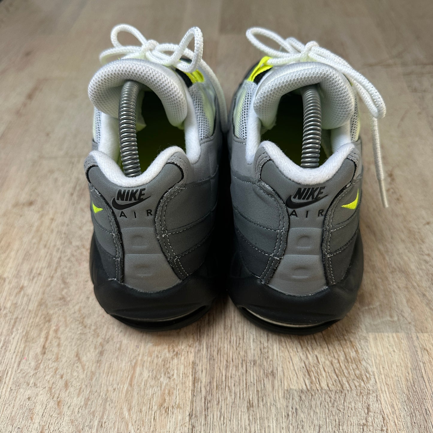 Nike Air Max 95 - Neon 2020 - UK7.5