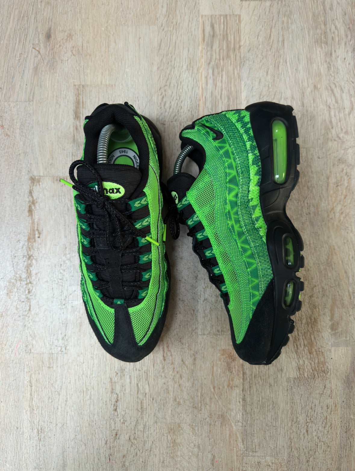 Nike Air Max 95 - Naija - UK7.5