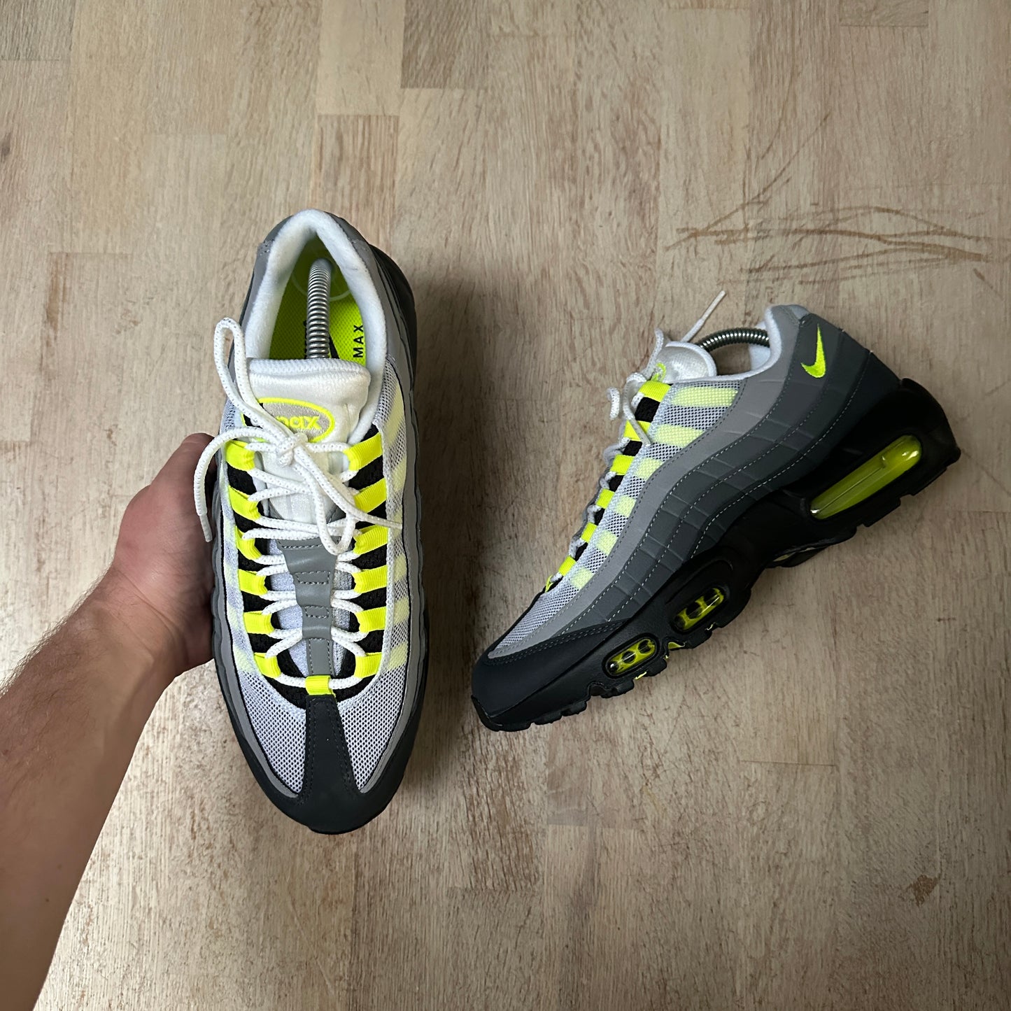 Nike Air Max 95 - Neon 2020 - UK8.5