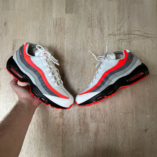 Nike Air Max 95 - Bright Crimson / Comet - UK7.5