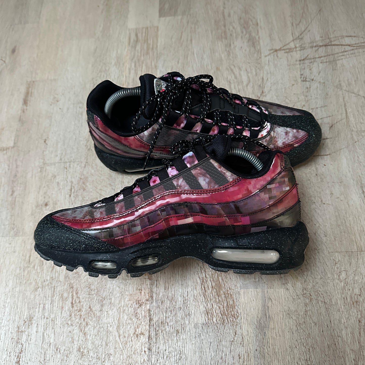 Nike Air Max 95 - Cherry Blossom - UK8.5