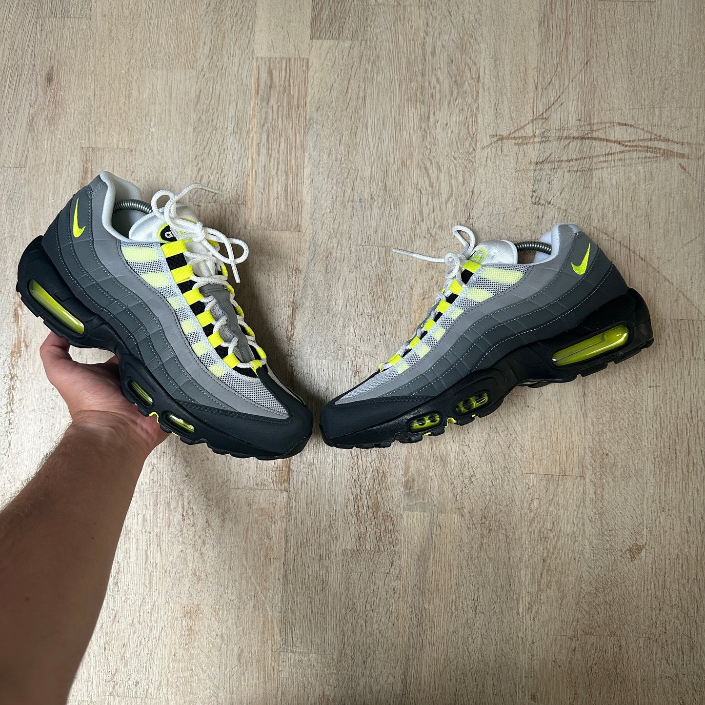 Nike Air Max 95 - Neon 2020 - UK8.5