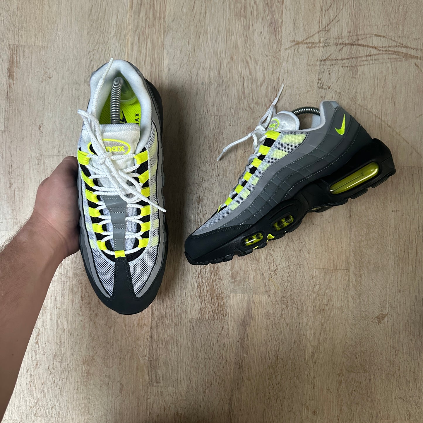 Nike Air Max 95 - Neon 2020 - UK7.5