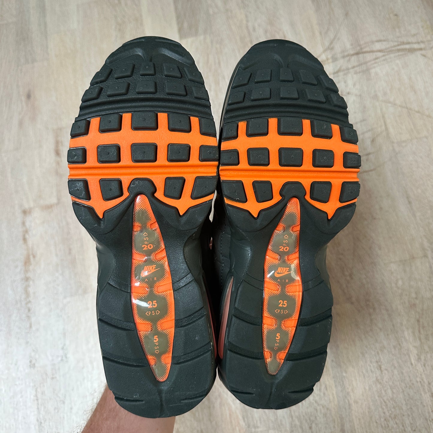 Nike Air Max 95 - Total Orange - UK7