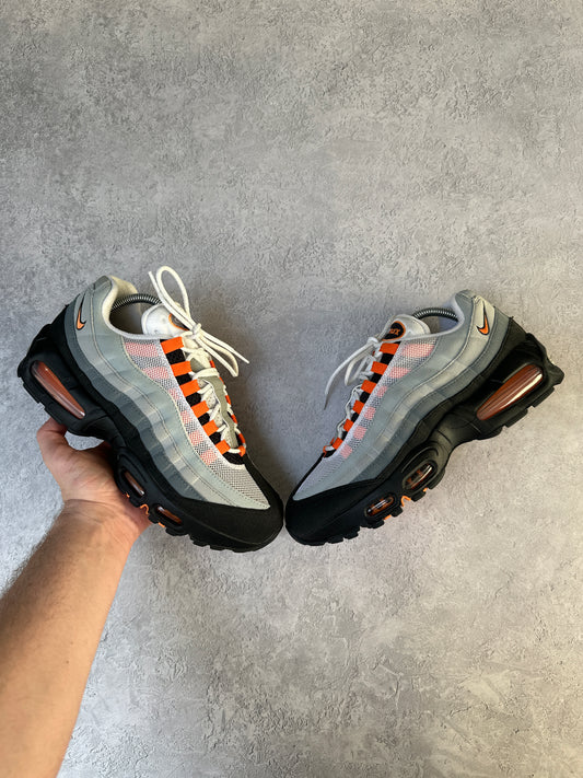 Nike Air Max 95 - Mandarin 2025 - UK7.5