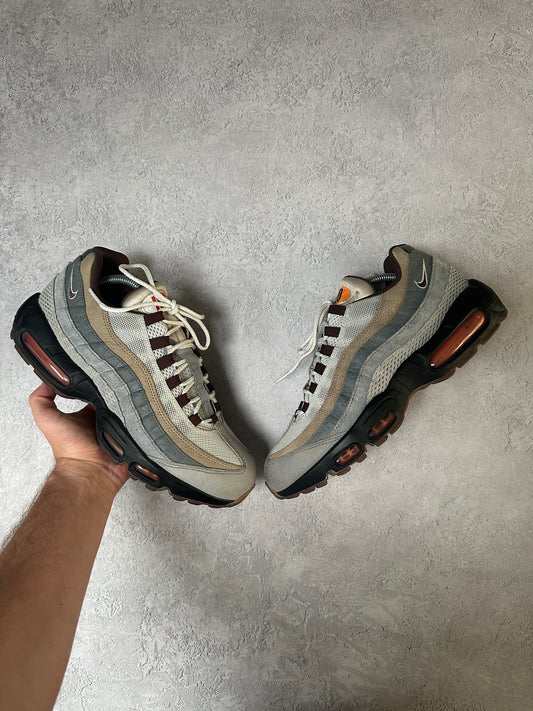 Nike Air Max 95 - 110 - UK9.5