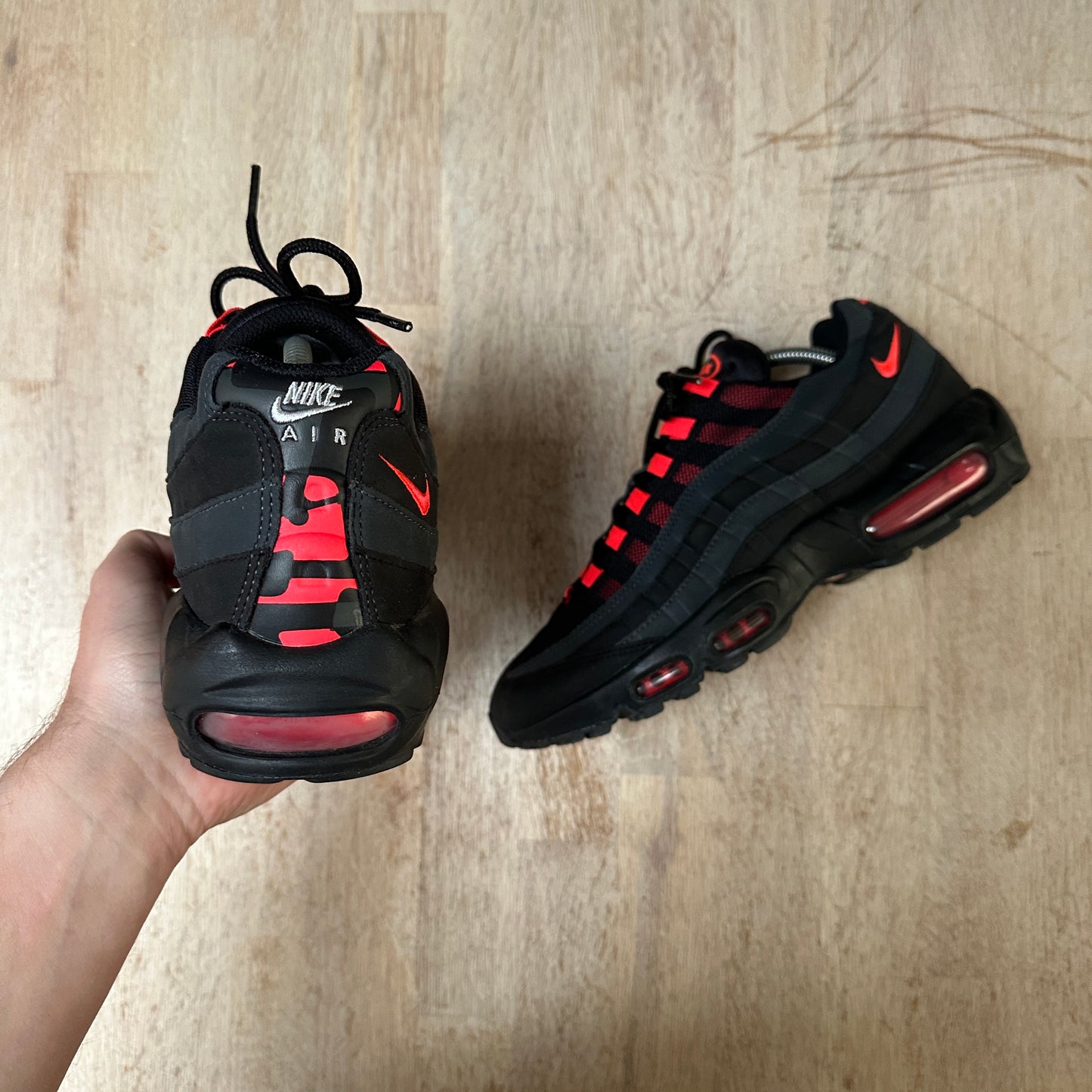 Nike Air Max 95 - Laser Crimson - UK9