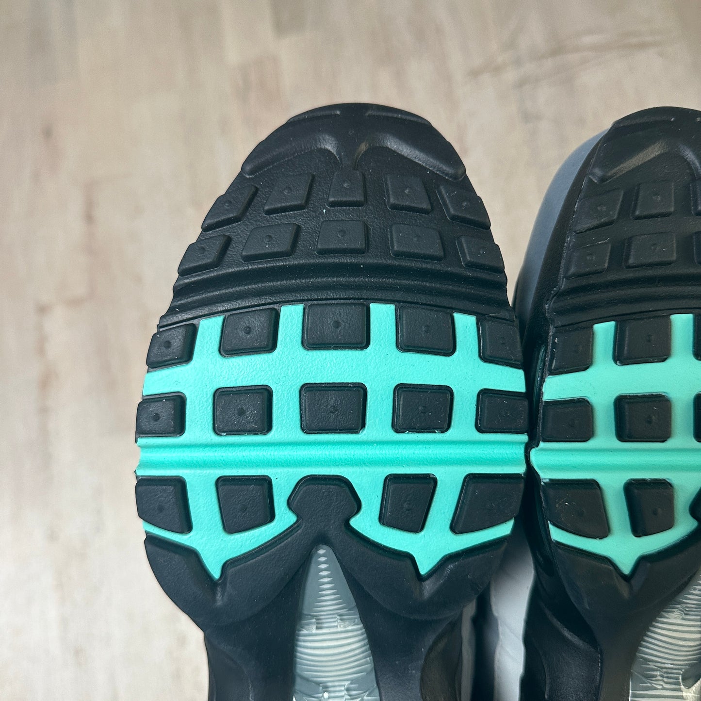 Nike Air Max 95 - Hyper Turquoise - UK8