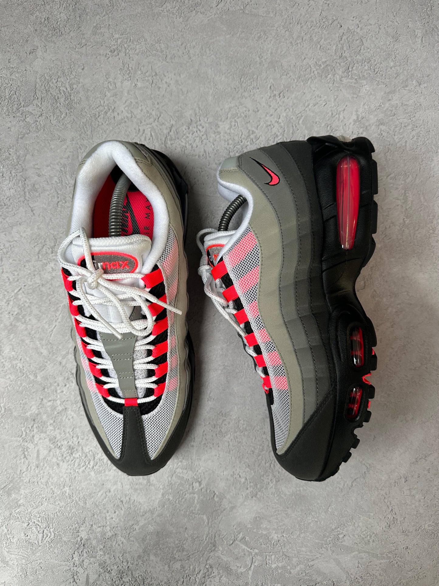 Nike Air Max 95 - Solar Red 2025 - UK9.5