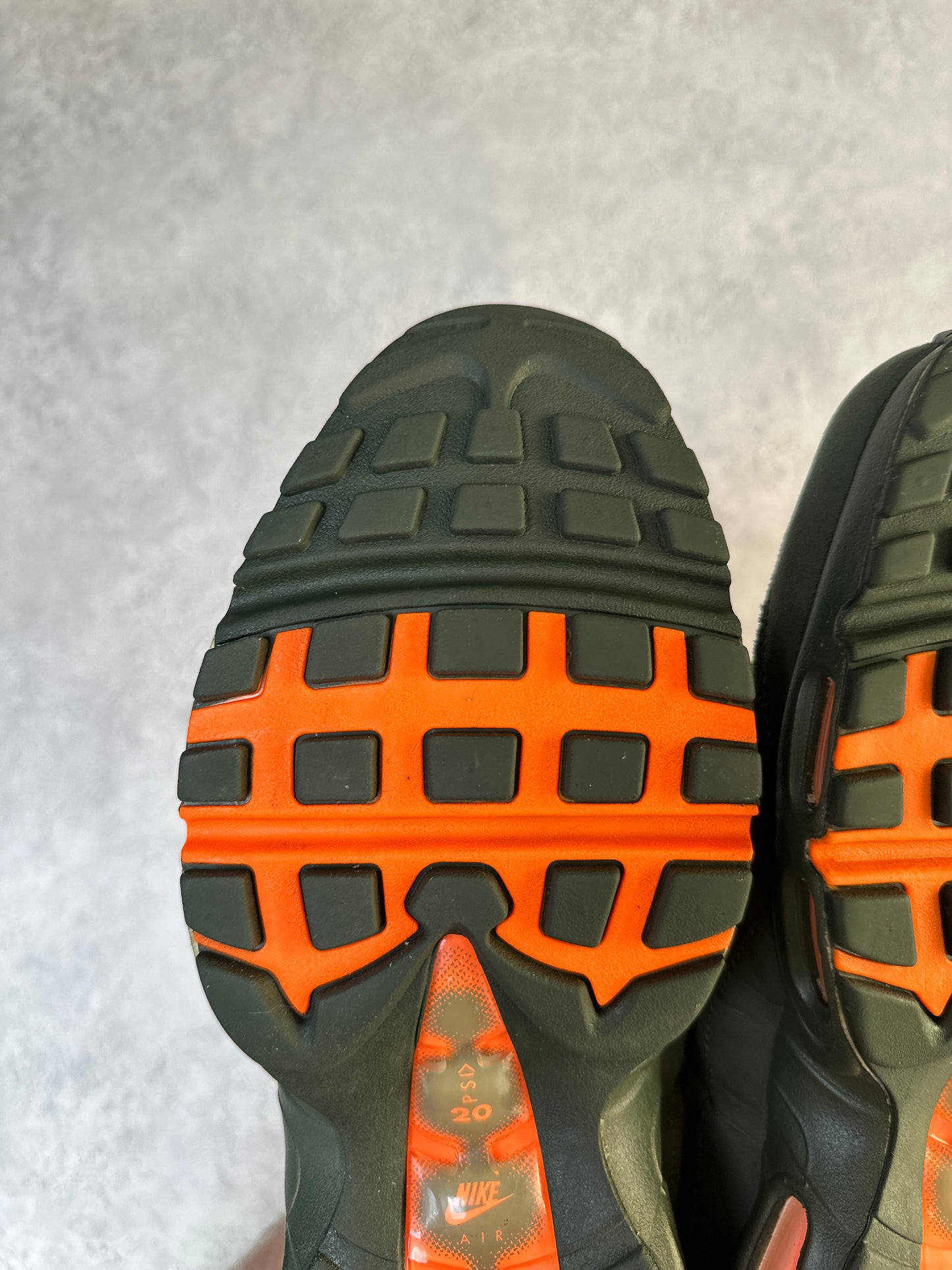 Nike Air Max 95 - Total Orange - UK10