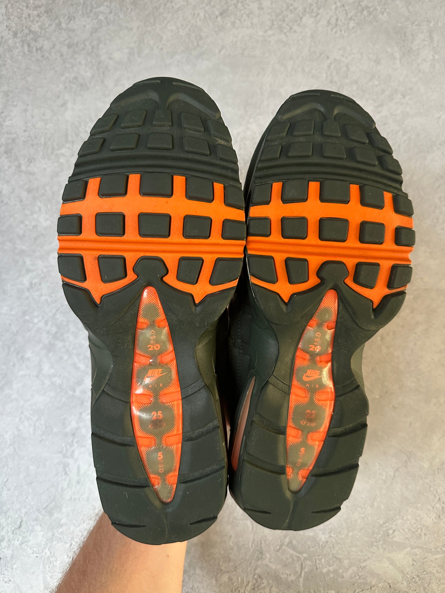 Nike Air Max 95 - Total Orange - UK8.5