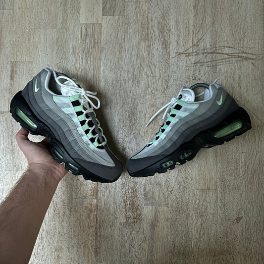 Nike Air Max 95 - Fresh Mint - UK6.5