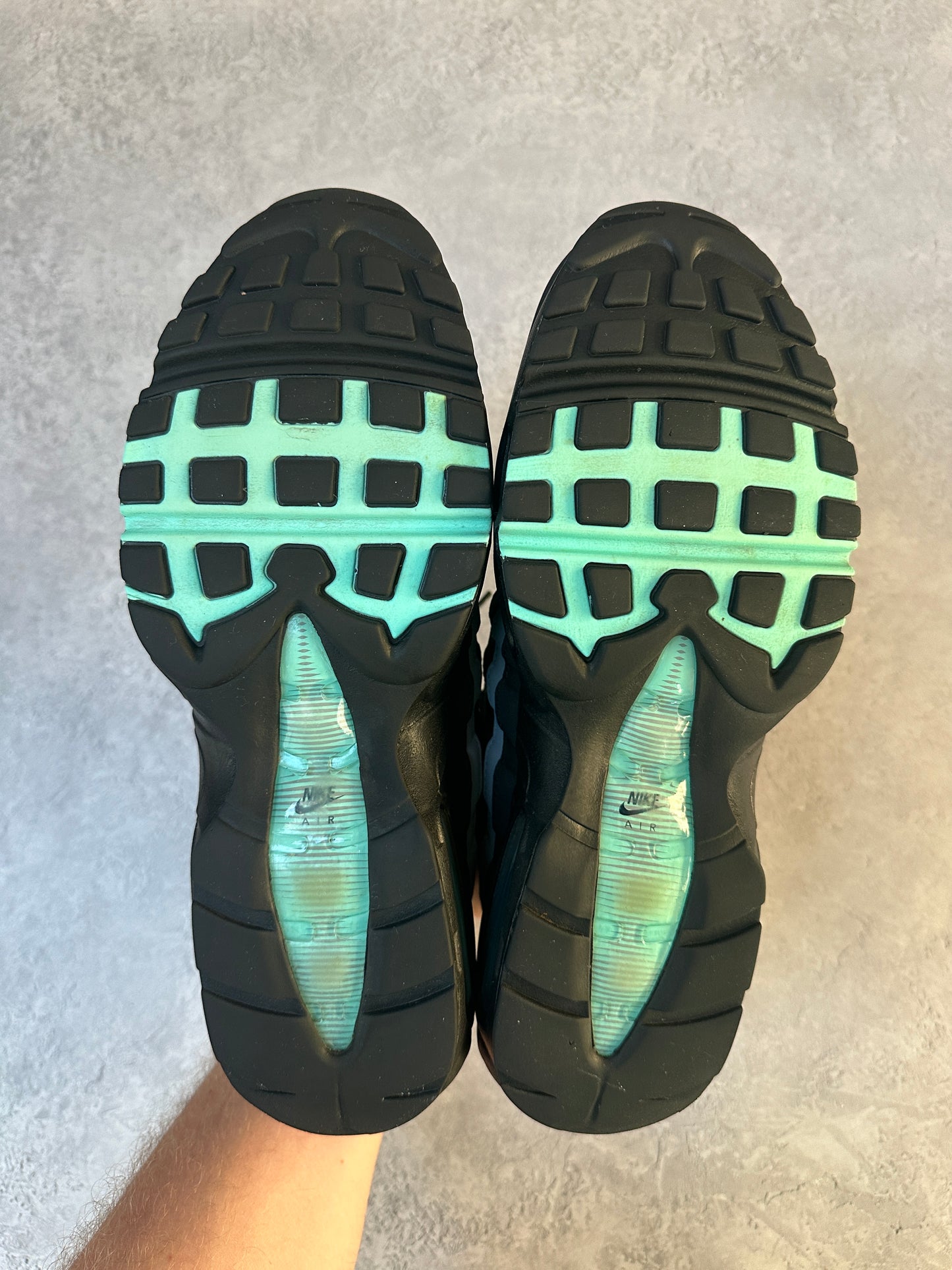 Nike Air Max 95 - Black Aurora Green - UK9