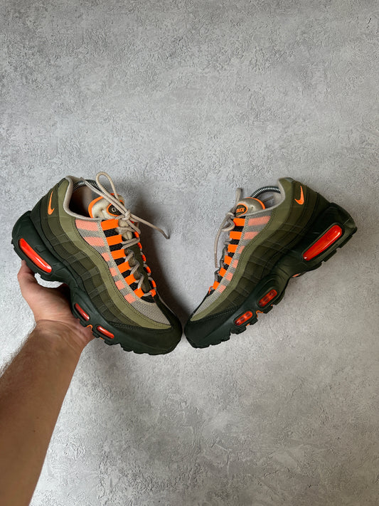 Nike Air Max 95 - Total Orange - UK6
