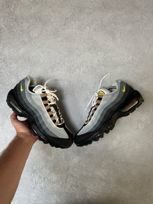 Nike Air Max 95 - Yellow Strike - UK9