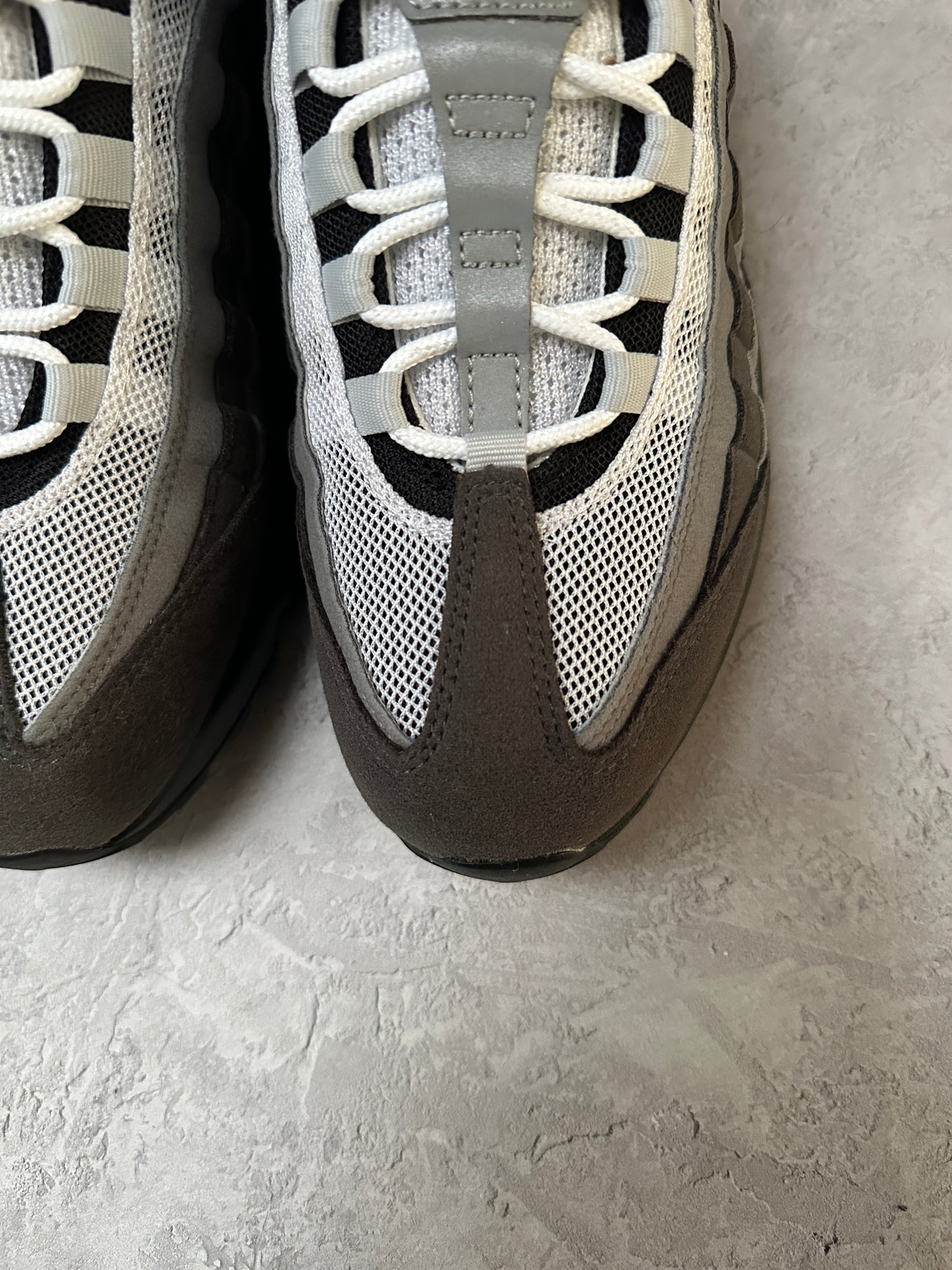 Nike Air Max 95 - Grey Jewel - UK8