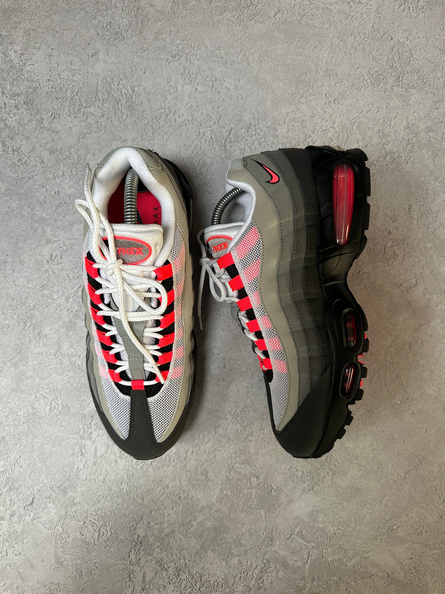 Nike Air Max 95 - Solar Red 2025 - UK7.5