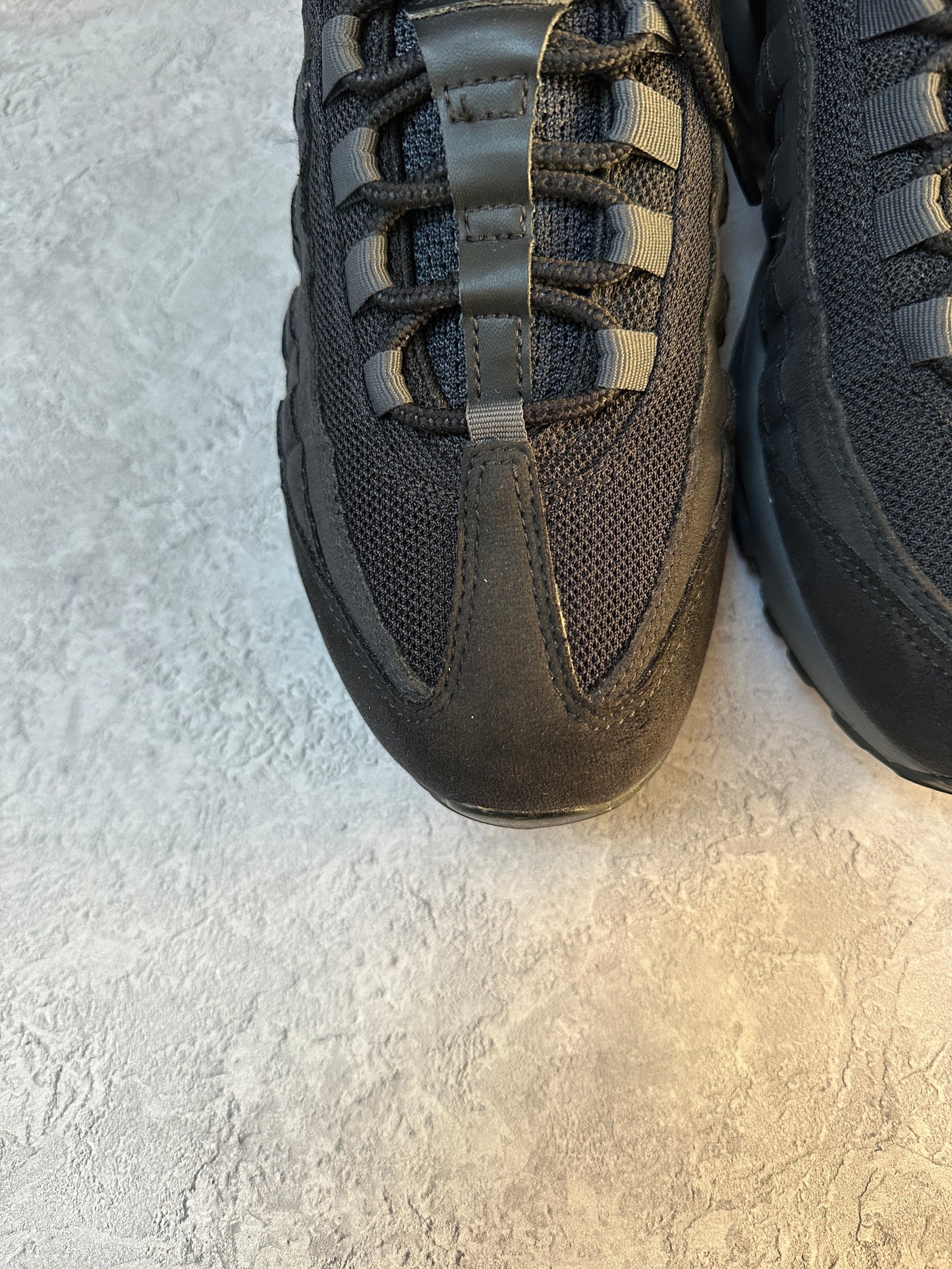 Nike Air Max 95 - Bred Jewel - UK7