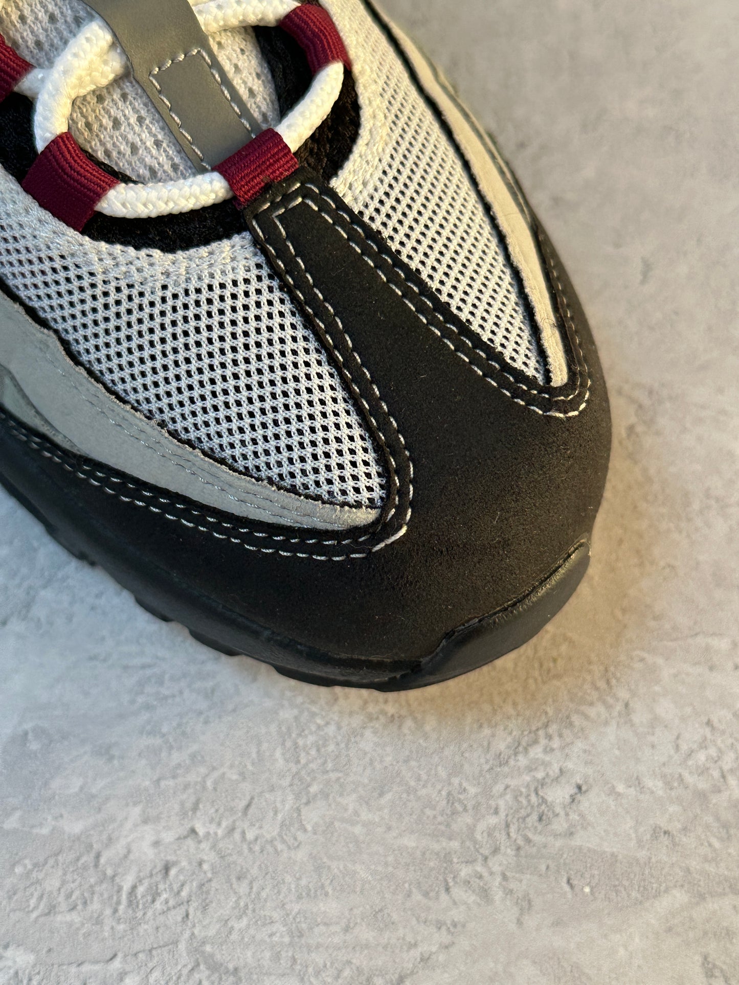 Nike Air Max 95 - Dark Beetroot - UK7.5