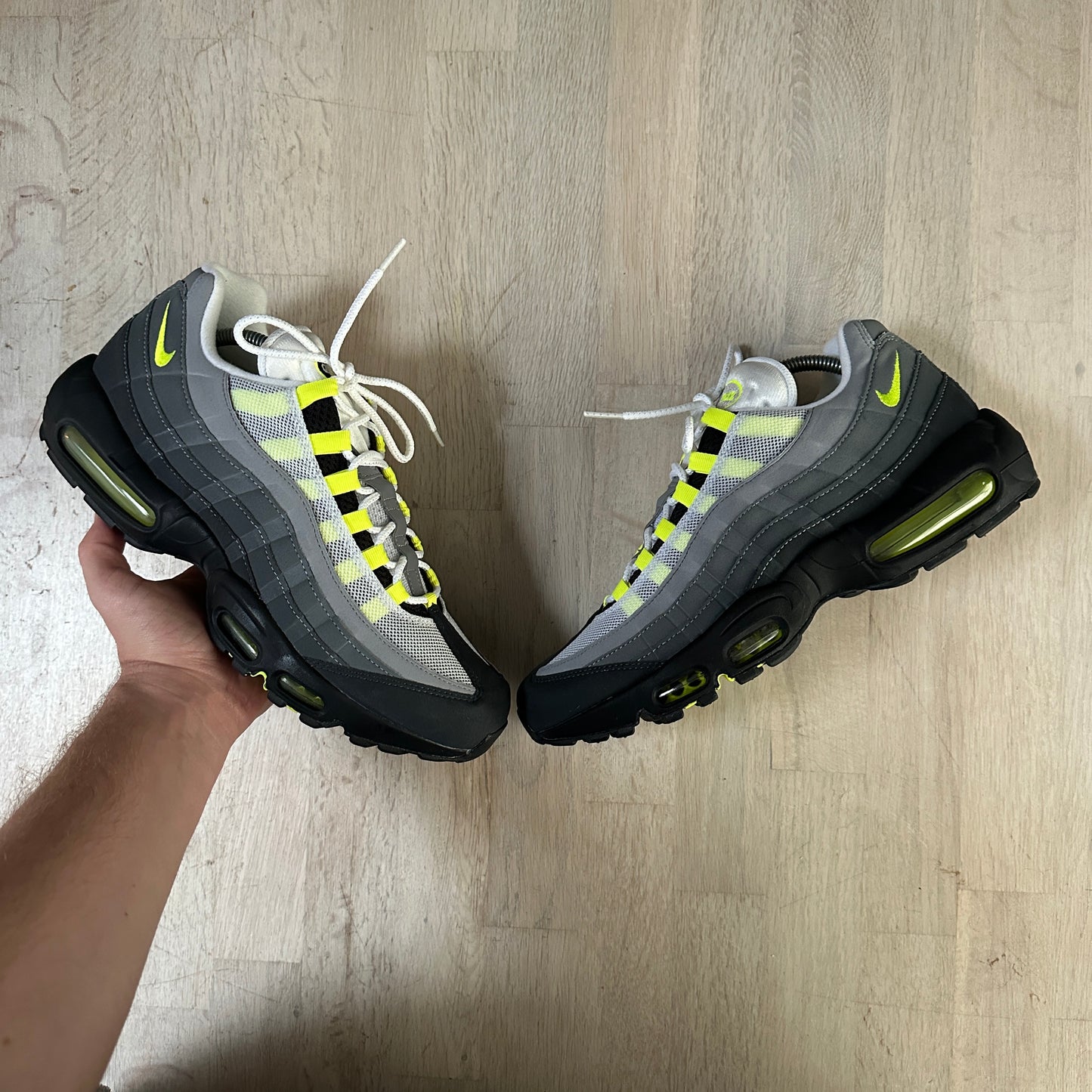 Nike Air Max 95 - Neon 2020 - UK9.5