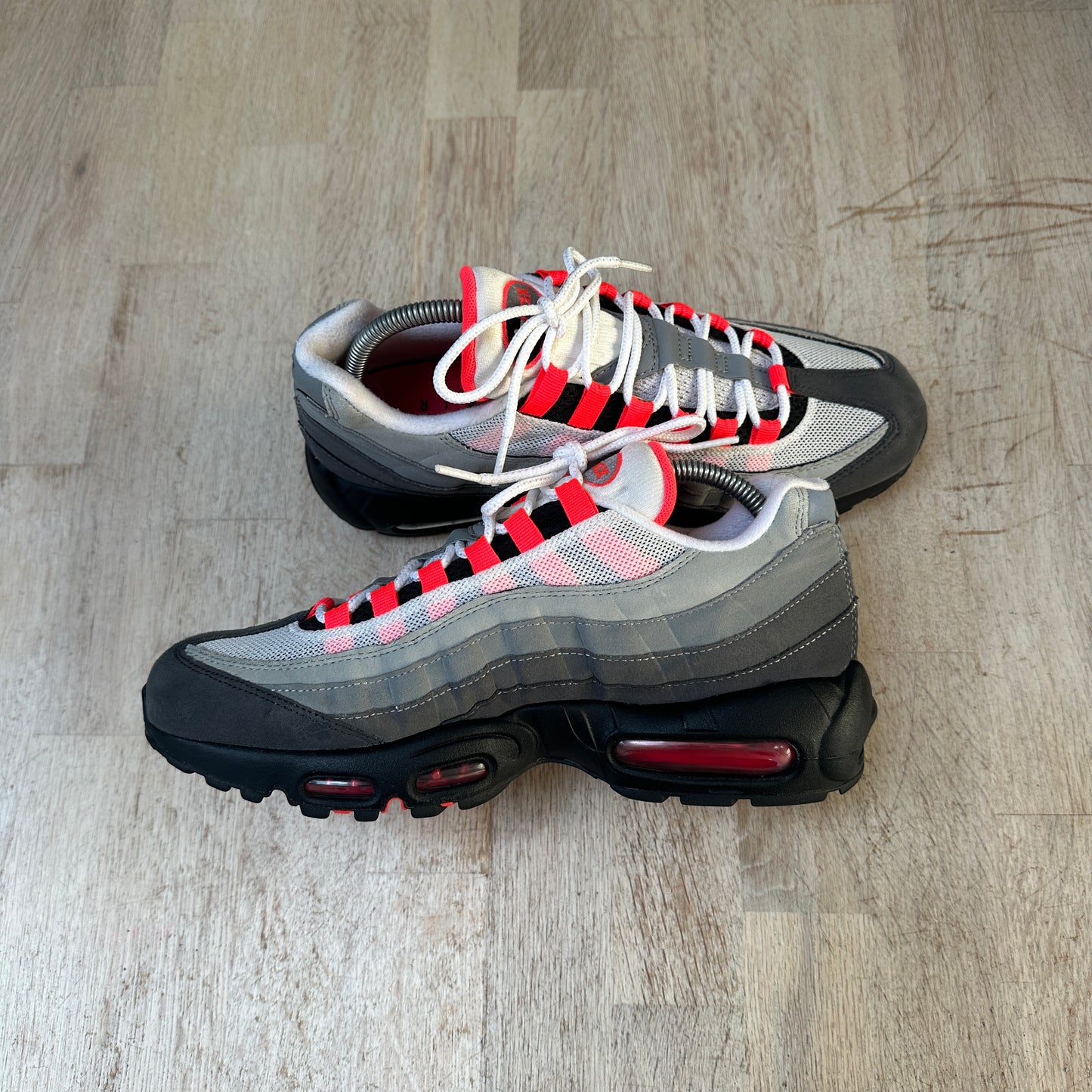 Nike Air Max 95 - Solar Red - UK7.5