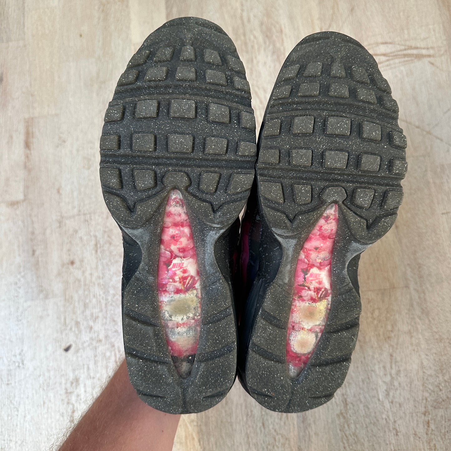 Nike Air Max 95 - Cherry Blossom - UK7.5
