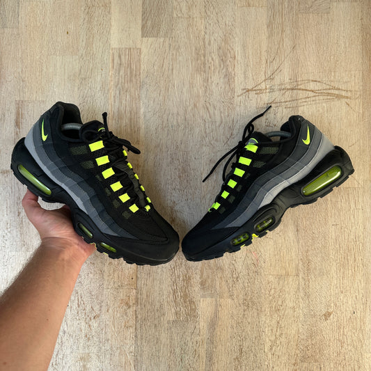 Nike Air Max 95 - Reverse Neon - UK8.5