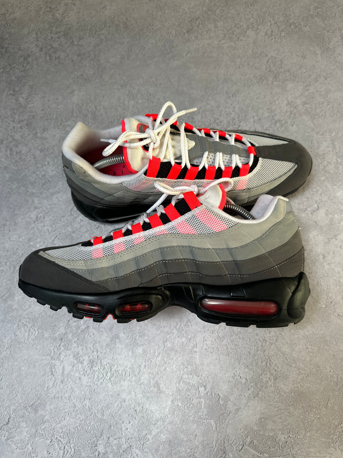 Nike Air Max 95 - Solar Red 2018 - UK9.5
